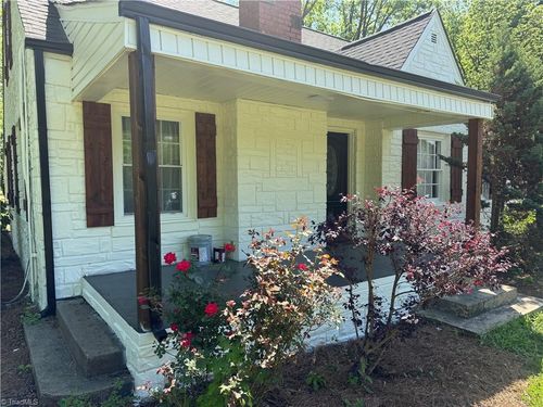 5719 Hackney Rd, Greensboro, NC, 27409-2236 | Card Image