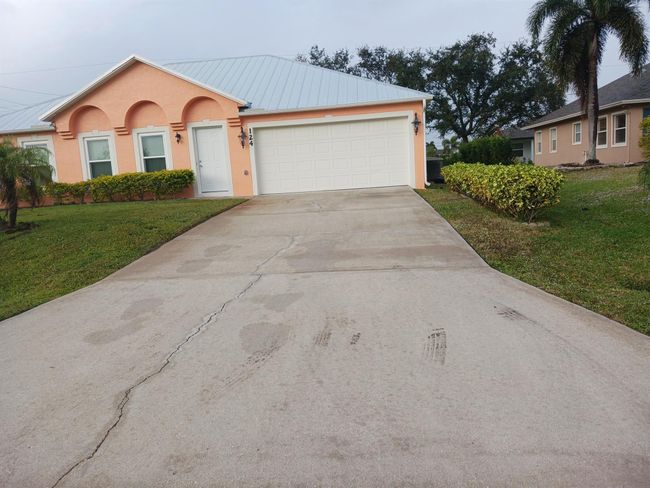 124 Sw Sea Lion Rd, House other with 3 bedrooms, 1 bathrooms and null parking in Port St. Lucie FL | Image 28