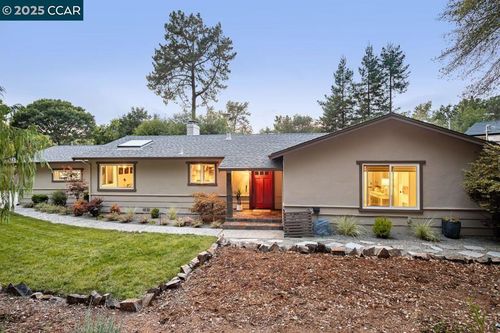 49 Muth Dr, Orinda, CA, 94563-2817 | Card Image