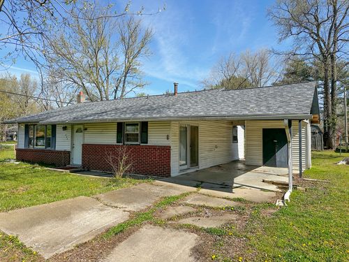 402 E Logan St, De Soto, IL, 62924-1508 | Card Image