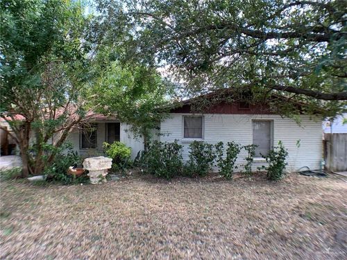 817 E Parkwood Dr, Harlingen, TX, 78550-8090 | Card Image