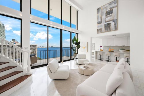 dph3-1925 Brickell Ave, Miami, FL, 33129-1737 | Card Image