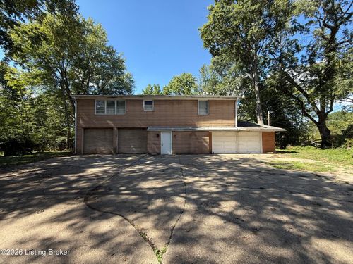 4206 Dover Rd, Louisville, KY, 40216-3528 | Card Image