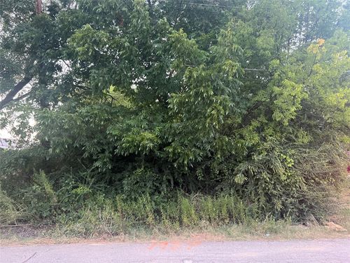 1927 Muncie Ave, Dallas, TX, 75212-5126 | Card Image