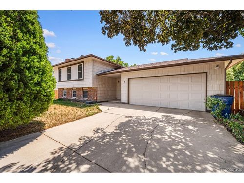 7 Emperor Ct, Pueblo, CO, 81005-2112 | Card Image
