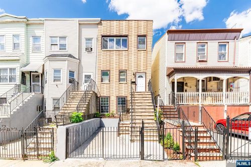 65 Baldwin Ave, Jersey City, NJ, 07306-2001 | Card Image