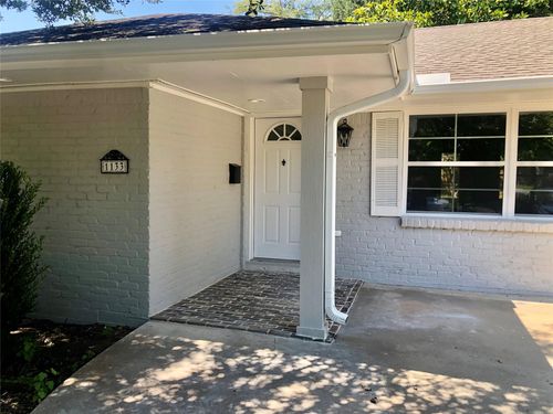 1133 Confederate Rd, Houston, TX, 77055-6305 | Card Image