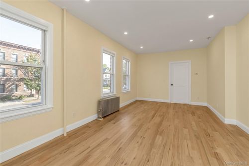 107-11 90th St, Ozone Park, NY, 11417-1433 | Card Image