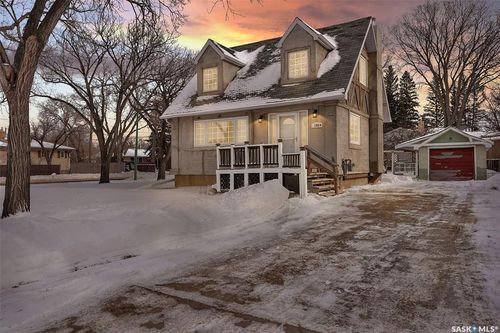 189 Broad St N, Regina, SK, S4R2X5 | Card Image