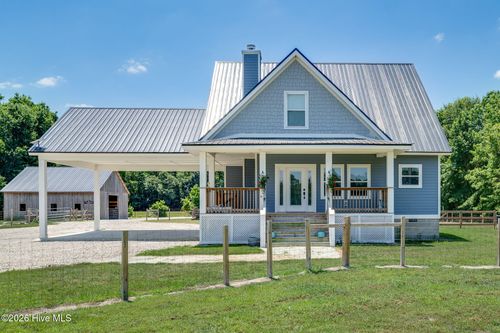424 Jimmy Tate Williams Rd, Beulaville, NC, 28518-6770 | Card Image
