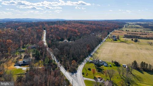 7765 Harmony Grove Rd, Wellsville, PA, 17365-9752 | Card Image