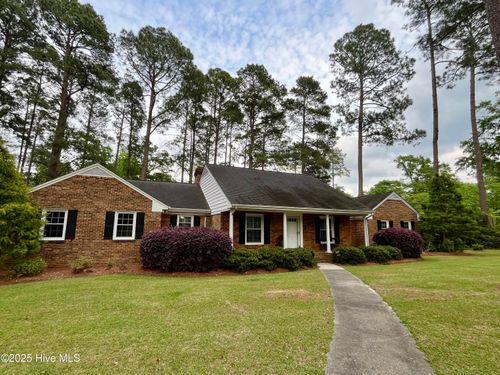 8200 Scotch Meadows Dr, Laurinburg, NC, 28352-2168 | Card Image