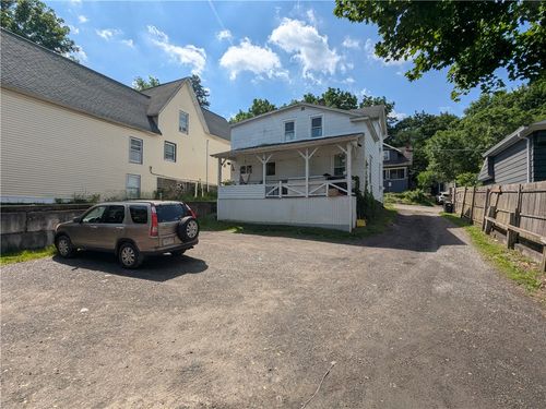 218 Pleasant St, Ithaca, NY, 14850-5604 | Card Image