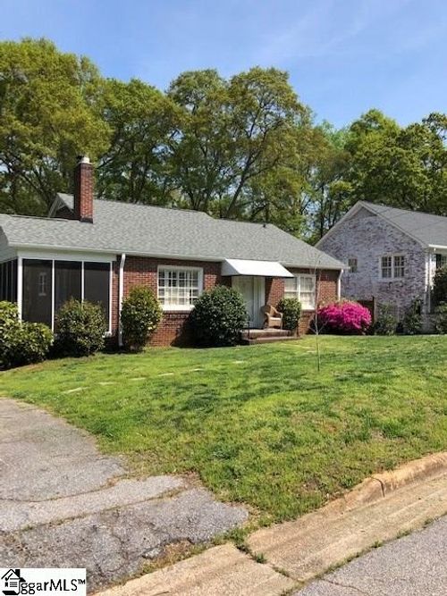 11 Ben St, Greenville, SC, 29601-3703 | Card Image