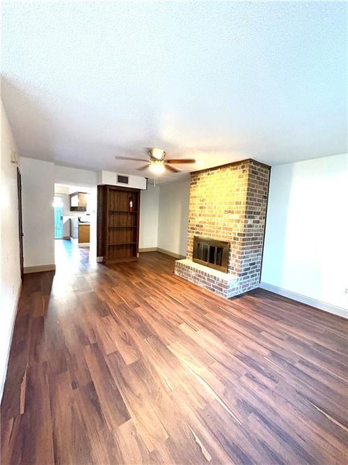 apt-c-4449 Woodland Dr, New Orleans, LA, 70131-5809 | Card Image