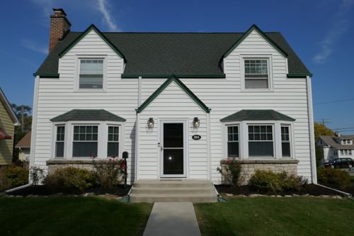 984 Woodlawn Ave, Des Plaines, IL, 60016-3236 | Card Image