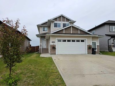 15221 102 A St, House detached with 5 bedrooms, 3 bathrooms and 2 parking in Grande Prairie AB | Image 3