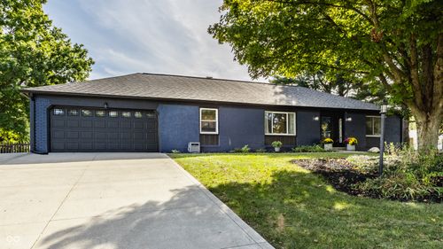 535 Nuthatch Dr, Zionsville, IN, 46077-9563 | Card Image
