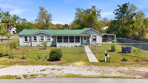 212 Nw Avenue C, Carrabelle, FL, 32322-3228 | Card Image