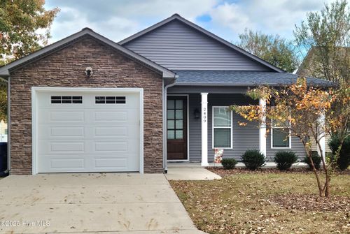 2409 Bray Ct, Winterville, NC, 28590-8047 | Card Image