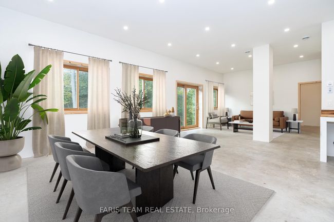 2576 Champlain Rd, House other with 1 bedrooms, 1 bathrooms and 8 parking in Tiny ON | Image 7