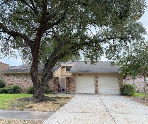 16002 Havenhurst Dr, Houston, TX, 77059-5208 | Card Image