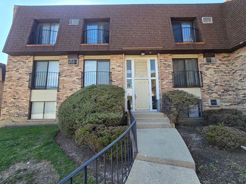 apt-302-160 S Waters Edge Dr, Glendale Heights, IL, 60139-1648 | Card Image
