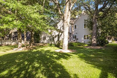 Beautiful landscaping and mature trees | Image 3