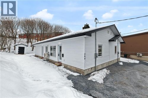 264 Millidge Ave, Saint John, NB, E2K2M7 | Card Image