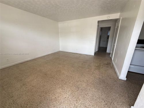 apt-3-324 Nw 3rd St, Hallandale Beach, FL, 33009-4025 | Card Image