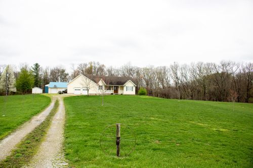 2185 State Route 555 Nw, Malta, OH, 43758-9064 | Card Image