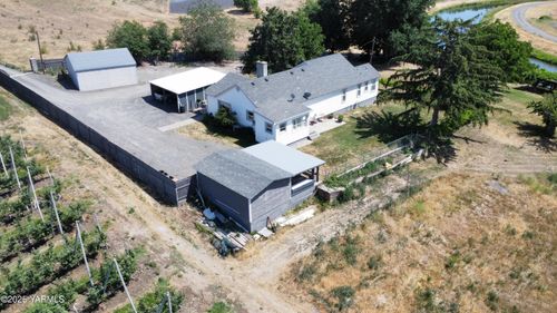 960 Knight Hill Rd, Zillah, WA, 98953-9264 | Card Image