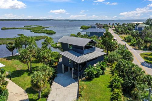 10701 Pine Island Dr, WEEKI WACHEE, FL, 34607-1023 | Card Image