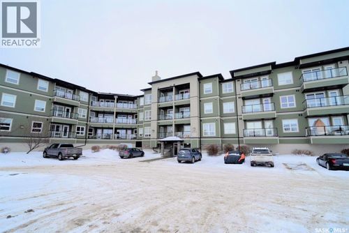 915 Kristjanson Rd, Saskatoon, SK, S7S0B1 | Card Image