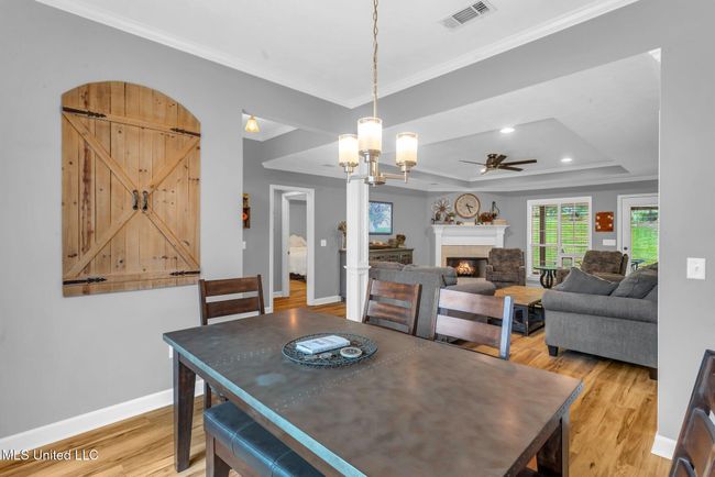 15-web-or-mls-Bradley Bianca 3007 Cross | Image 13