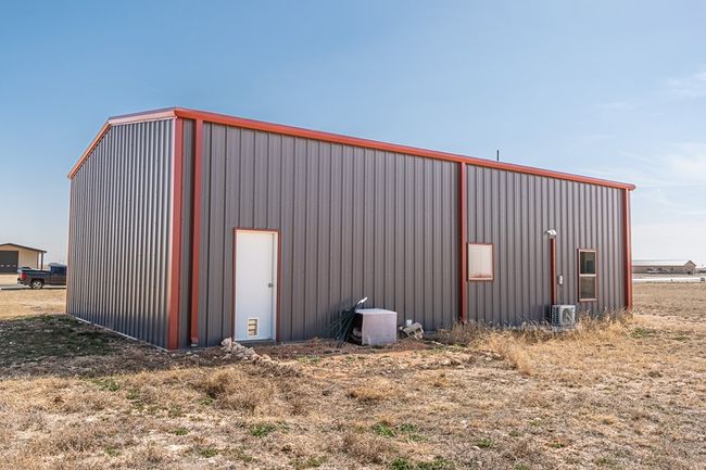 146 Private Road 307 M, House other with 2 bedrooms, 1 bathrooms and 1 parking in Seminole TX | Image 24