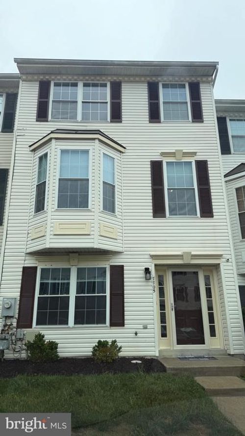 71-7705 Periwinkle Way, SEVERN, MD, 21144-5017 | Card Image