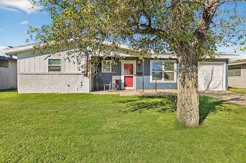 3637 Bonham Ave, Odessa, TX, 79762-6203 | Card Image