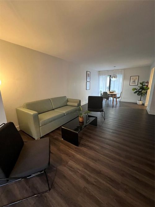 11-a-2100 Ne 33rd Ave, Fort Lauderdale, FL, 33305-1870 | Card Image