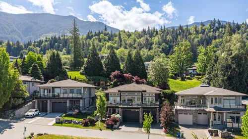 152-51075 Falls Crt, Chilliwack, BC, V4Z1K7 | Card Image