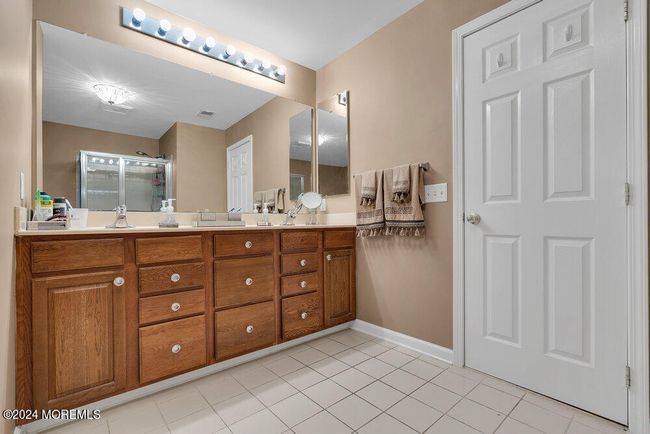 45 Fells Dr, Condo with 3 bedrooms, 3 bathrooms and null parking in Manalapan NJ | Image 17