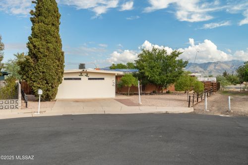 2 S Antietam Pl, Tucson, AZ, 85710-4427 | Card Image