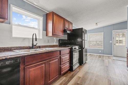 6 Ponderosa Trl S, Belleville, MI, 48111-5398 | Card Image