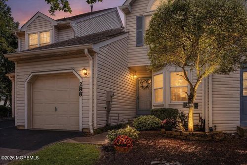 288 Century Way, Manalapan, NJ, 07726-8770 | Card Image