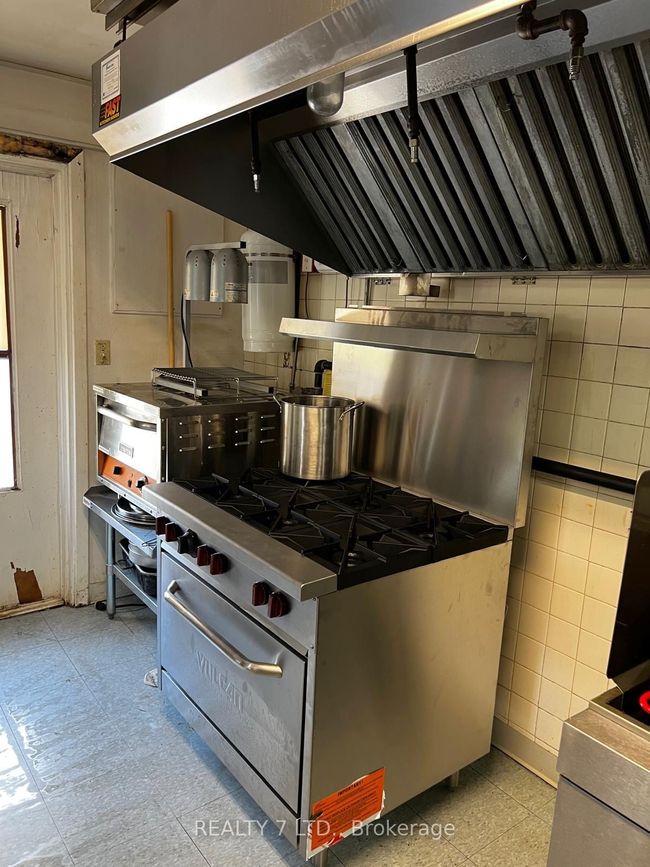 14276 Highway 41, Cloyne Road, Home with 0 bedrooms, 23 bathrooms and null parking in Addington Highlands ON | Image 11
