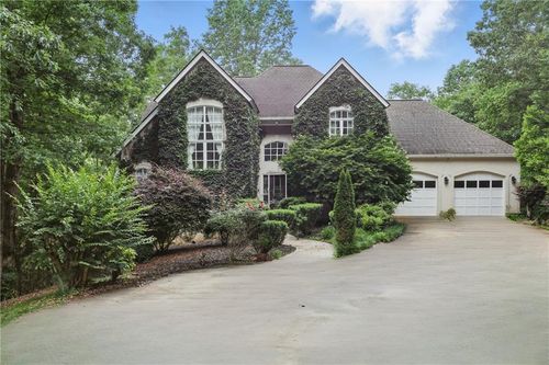 119 Chattahoochee Winds Dr, Demorest, GA, 30535-3204 | Card Image