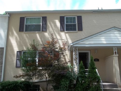 486 Browns Ln, Pittsburgh, PA, 15237-2516 | Card Image
