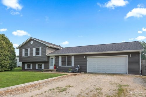 1348 N 4483rd Rd, Earlville, IL, 60518-6158 | Card Image