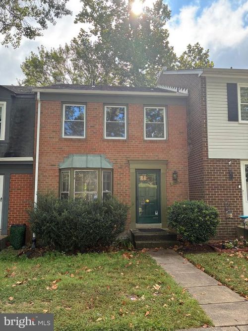 12484 Skipper Cir, WOODBRIDGE, VA, 22192-2350 | Card Image