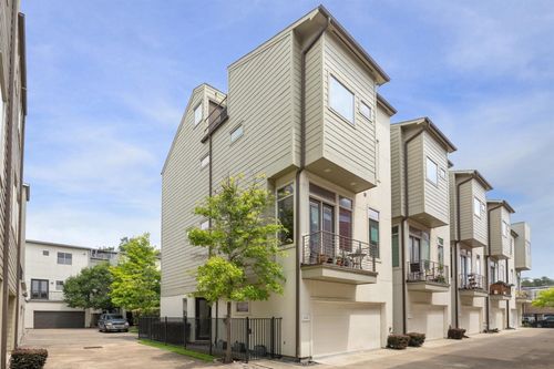 1630 Dennis St, Houston, TX, 77004-1129 | Card Image